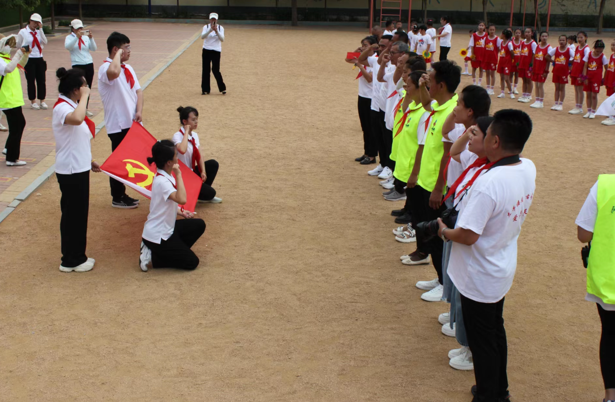 第234所 辽宁省锦州市义县瓦子峪镇  万搏网_万搏(中国)
常凤秋小学