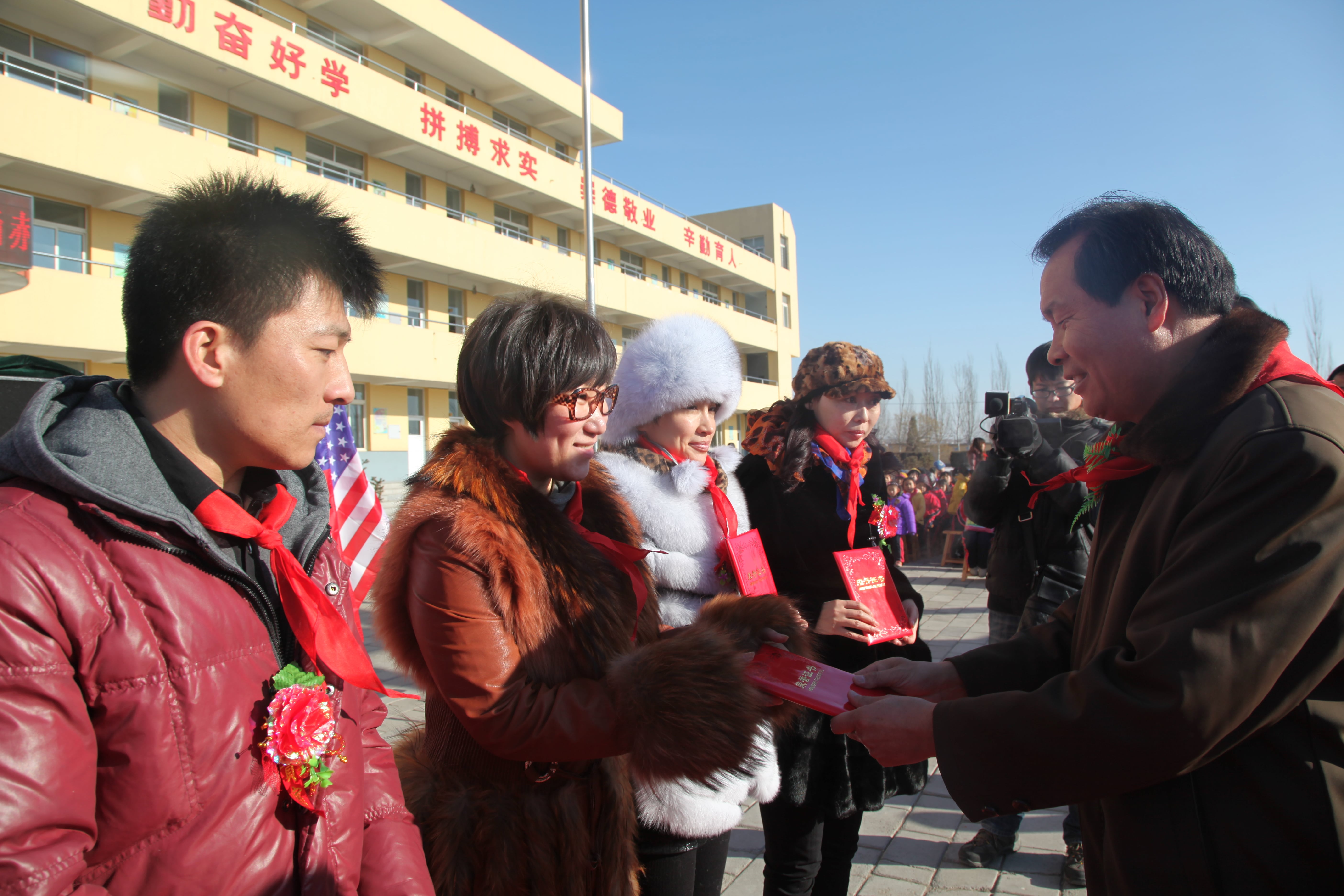 第28所 包头市哈业胡同万搏网_万搏(中国)
刘金萍小学