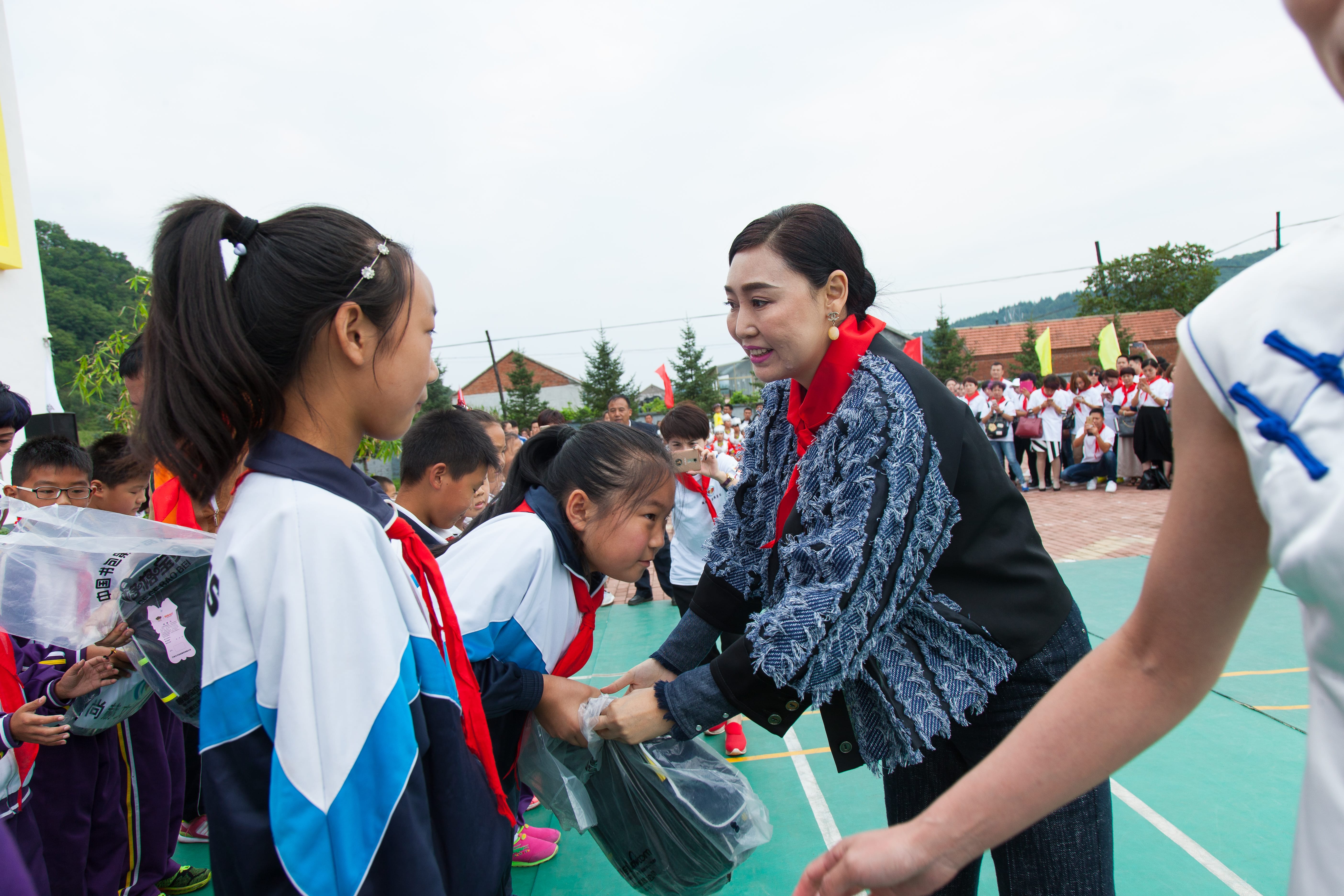 第58所 抚顺市新宾县北四平乡万搏网_万搏(中国)
苗鑫小学