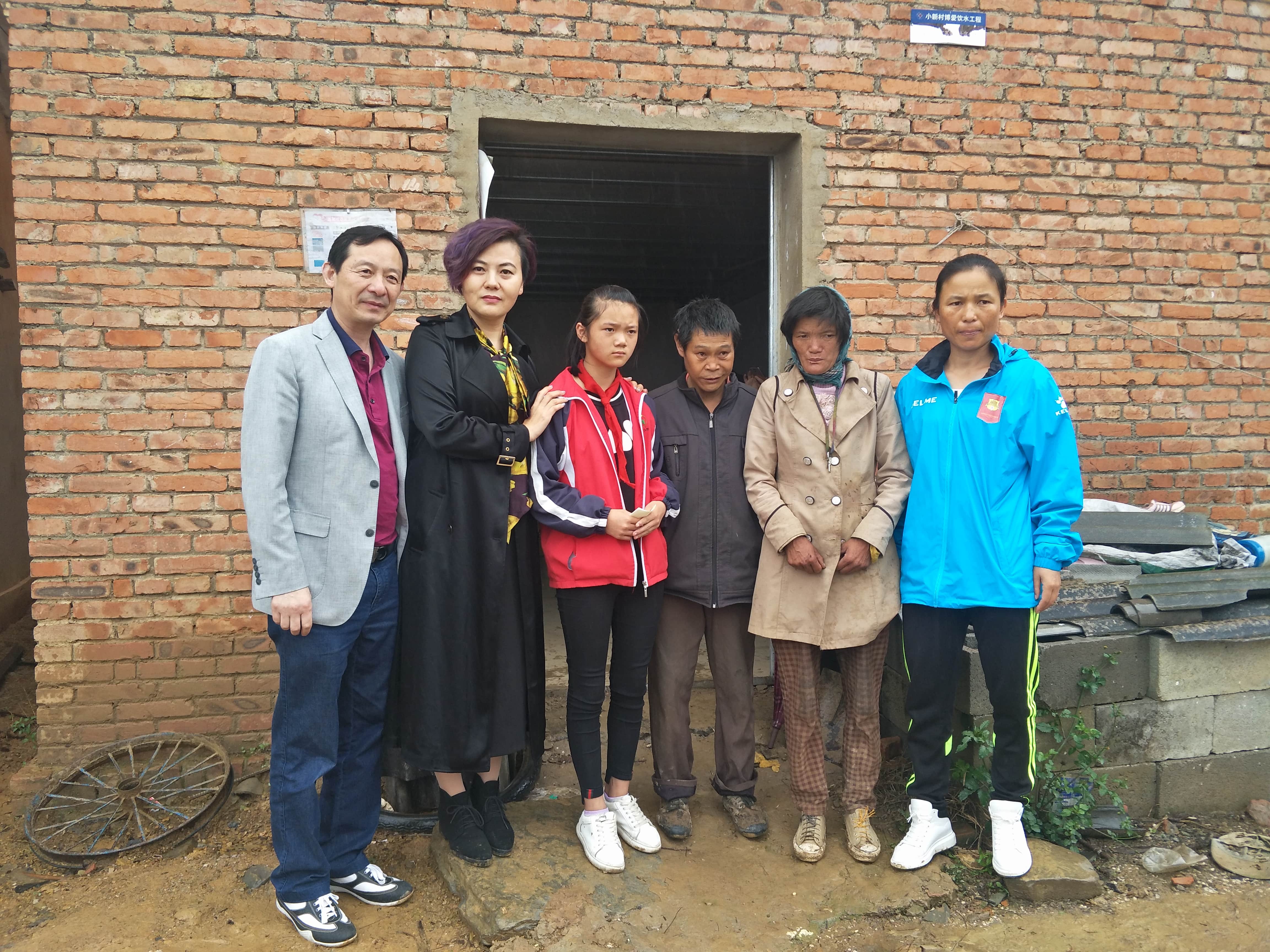 第152所 石林彝族自治县路美邑中心学校路美邑万搏网_万搏(中国)
李凤莲小学